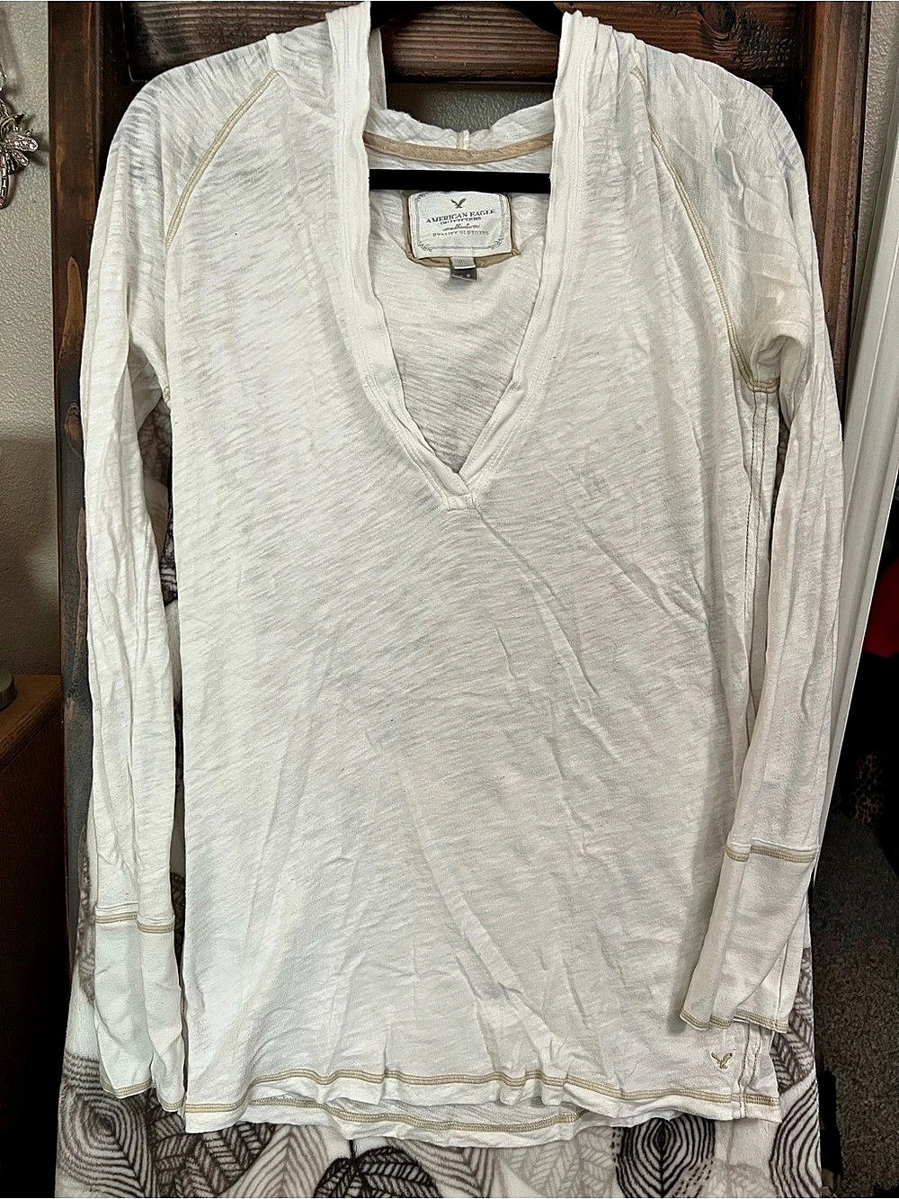 American Eagle Outfitters Cowl Neck Tunic in White Size Medium